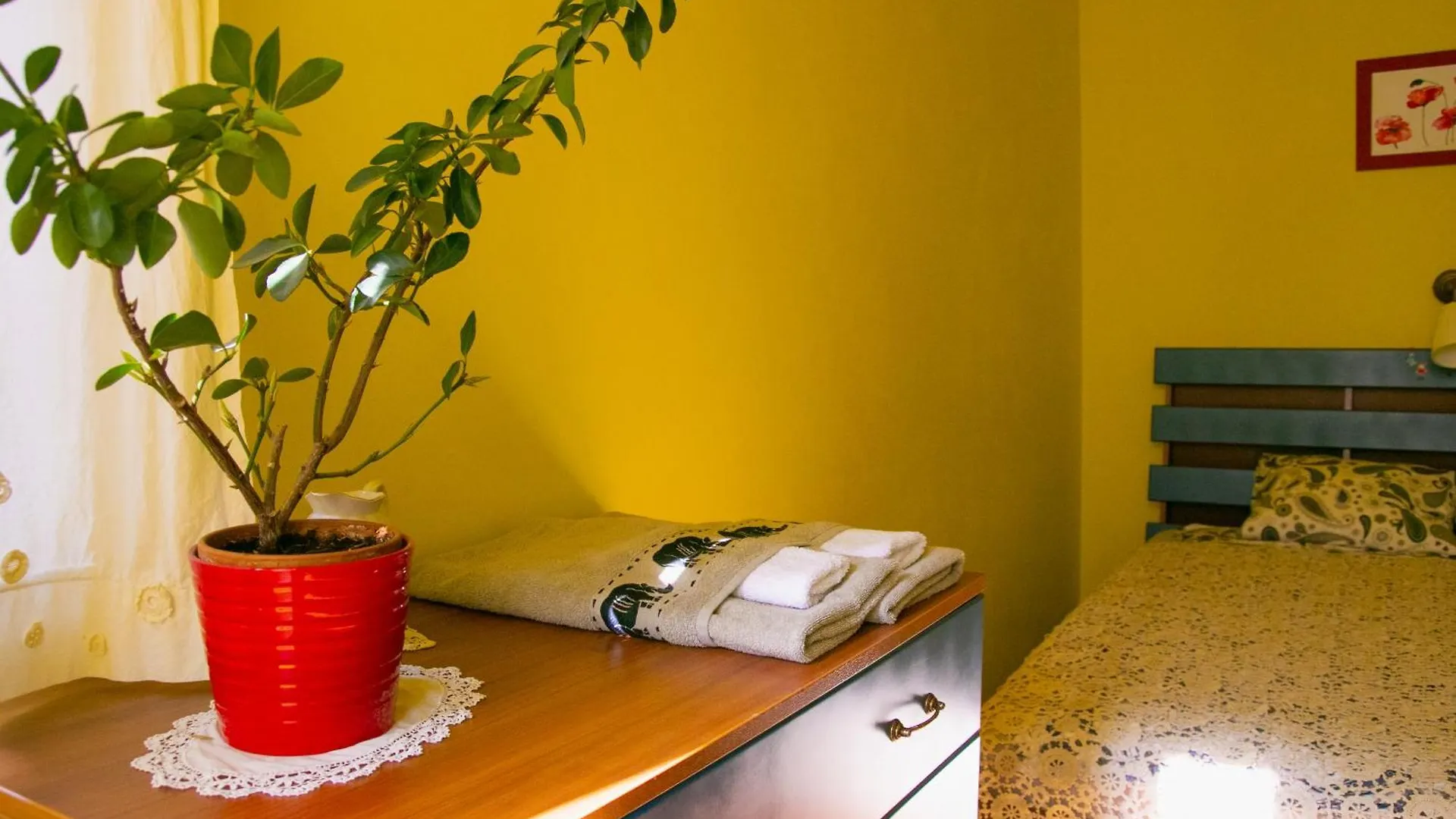 Spacious 1 Bed Flat Near Vitosha Blvd Sófia